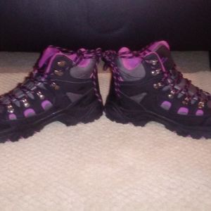 Women's Mountain Warehouse boots